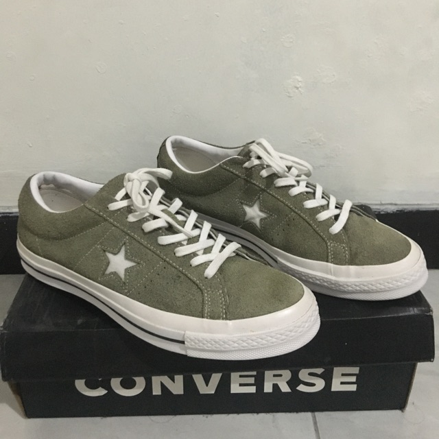 Olive green suede clearance converse