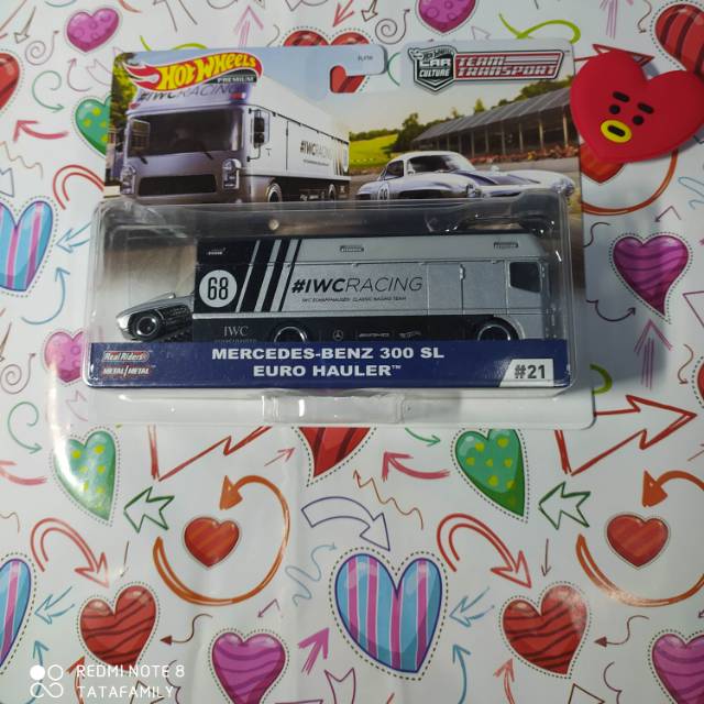 Hot Wheels Team Transport Mercedes-Benz 300 SL On Euro Hauler #21 - View #3