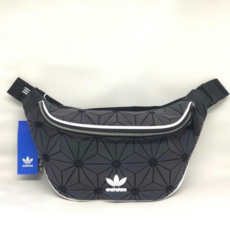 Adidas issey miyake outlet waist pouch