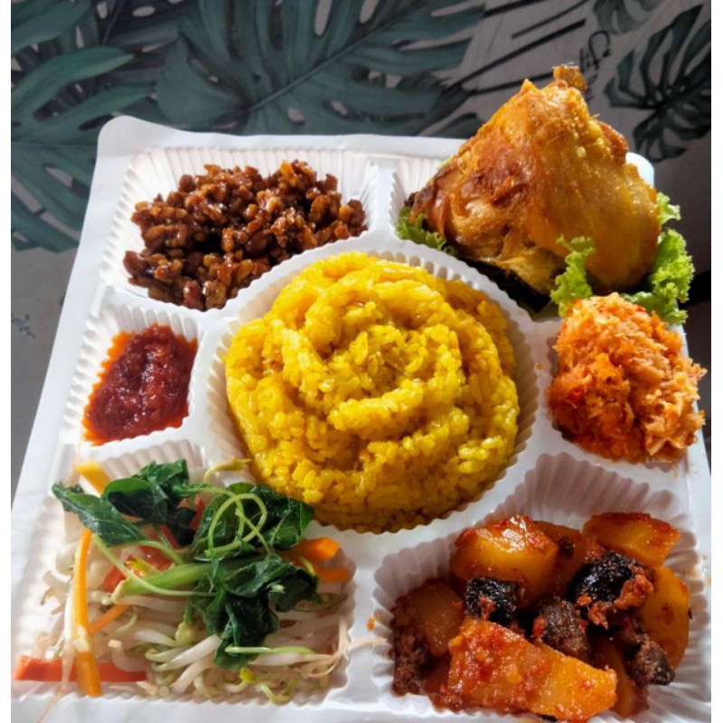 Jual NASI BOX AYAM GORENG, AYAM BAKAR, NASI KUNING BOX | Shopee Indonesia
