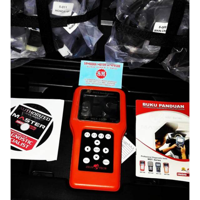 Jual SCANNER INJEKSI UNIVERSAL MST 100 13 IN 1 UNTUK SEMUA MERK MOTOR ...