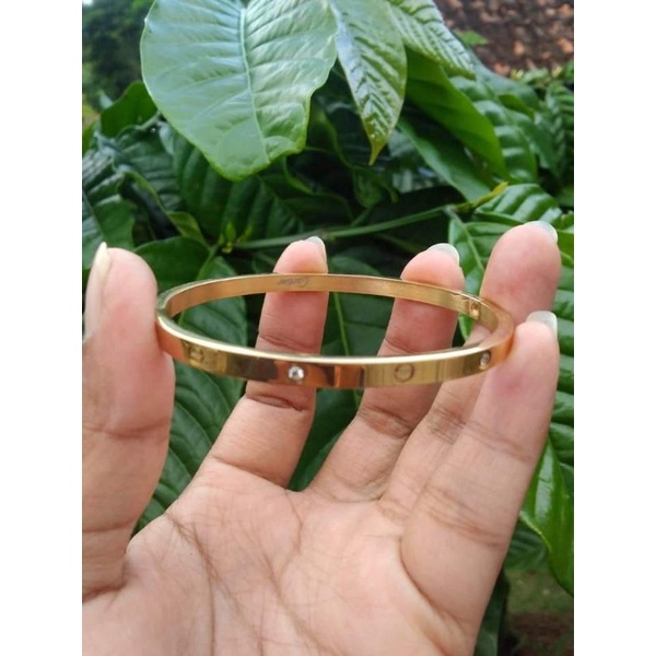 Jual GELANG GOLD CARTIER IP 6688 emas 18K Shopee Indonesia