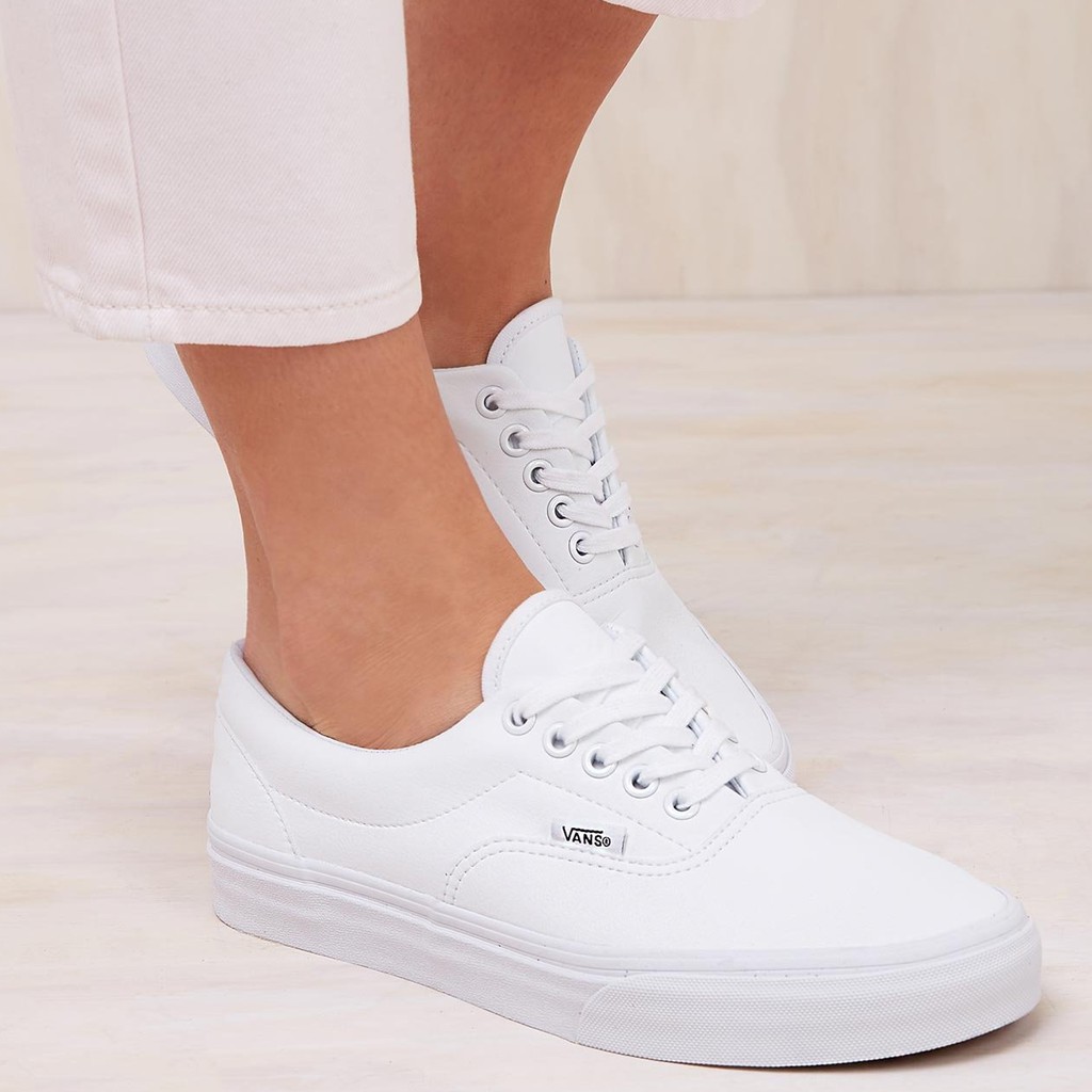 Vans authentic cheap triple white