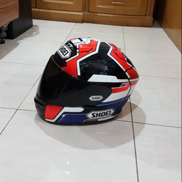 Jual helm sales shoei second