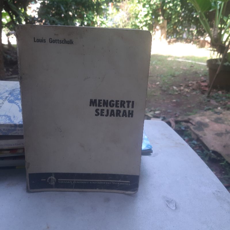 Jual Buku Bekas Klasik Ilmu Sejarah - Mengerti Sejarah | Shopee Indonesia