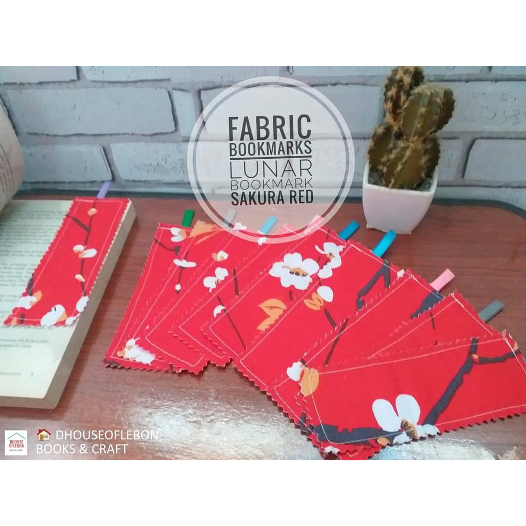 Jual FABRIC BOOKMARK / BOOKMARKS - PEMBATAS BUKU KAIN Motif Bunga ...