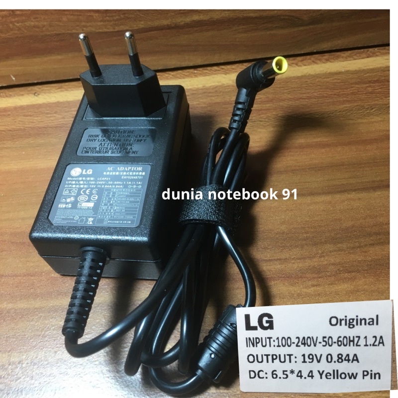 Jual ADAPTOR TV MONITOR LG 19V 0.84A ORIGINAL | Shopee Indonesia