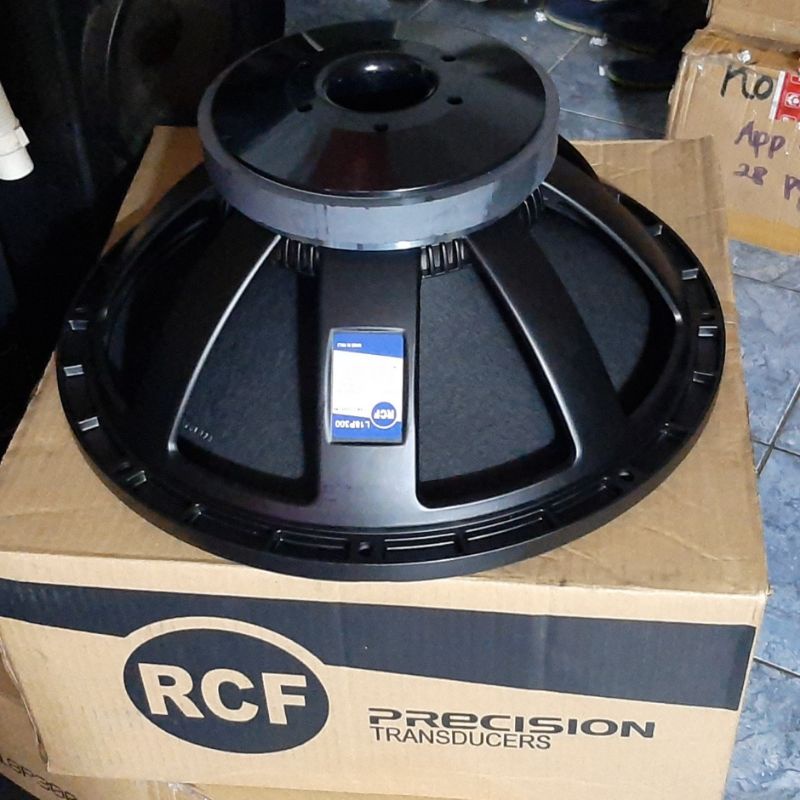 Rcf lf18p300 best sale