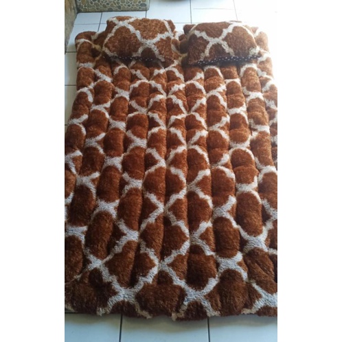 Jual kasur bulu rasfur motif batik coklat (free bantal) | Shopee Indonesia