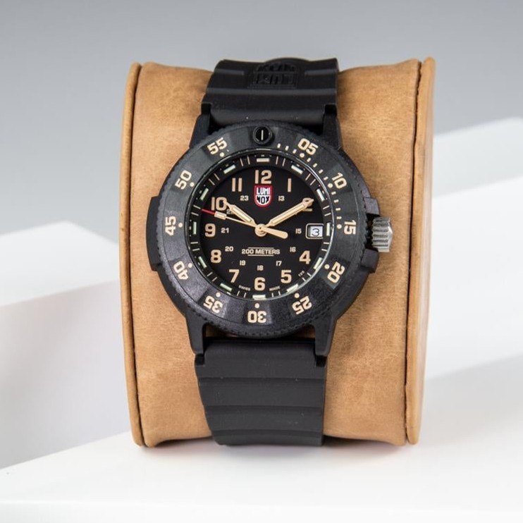Jual LUMINOX NAVY SEAL L.3001.EVO.OR EVO SERIES OLD RADIUM JAM PRIA ...