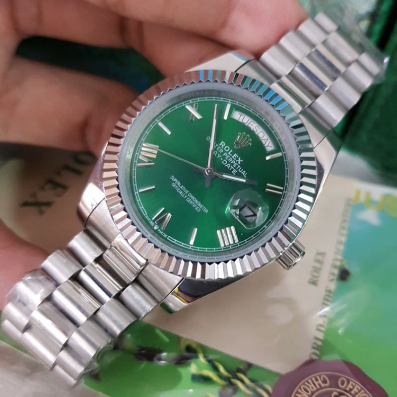 Rolex day date hot sale green dial harga