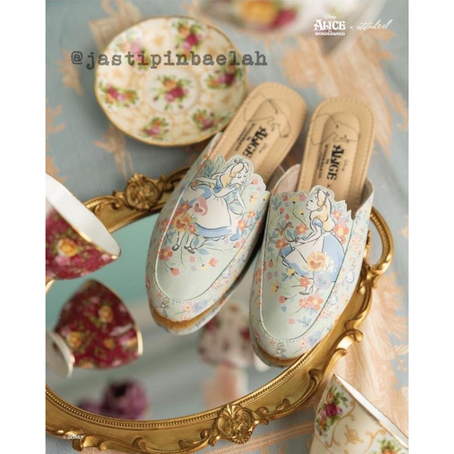 Jual [READY] Ittaherl X Alice in Wonderland Vol.2 : Wild Daffodil Round ...