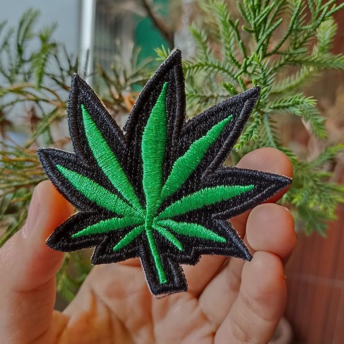 Jual Patch bordir emblem ganja | Shopee Indonesia