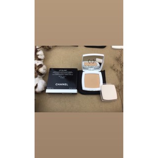 CHANEL BRIGHTENING COMPACT FOUNDATION LONG-LASTING RADIANCE - PROTECTION THERMAL  COMFORT