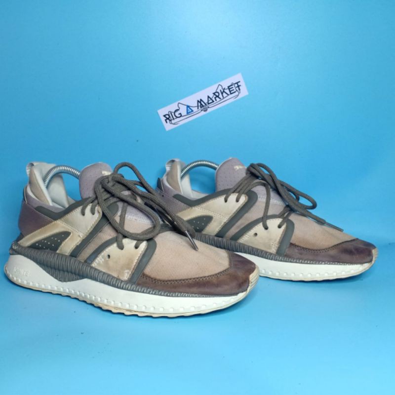 Jual Puma Tsugi Blaze Hyper Rockridge Art 364631 02 Sepatu Second Bekas Murah Thrifting Preloved not rx s Shopee Indonesia