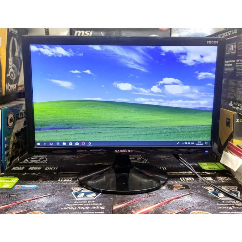 Jual Monitor 19in Komputer CCTV PC CPU LCD LED 19in inch WideScreen ...
