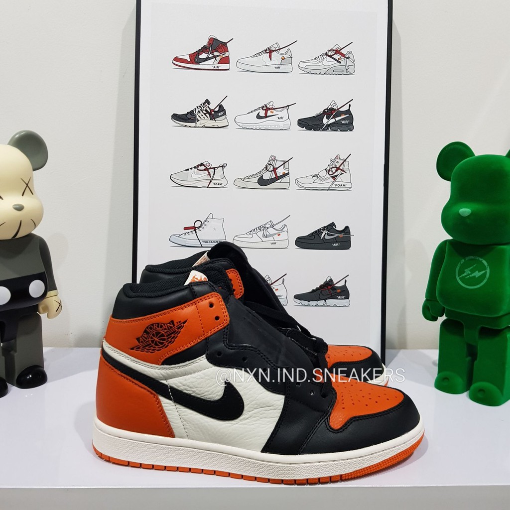 Jual AJ1 SBB 1.0 Sneakers Sepatu Air Jordan Shattered Backboard Shopee Indonesia