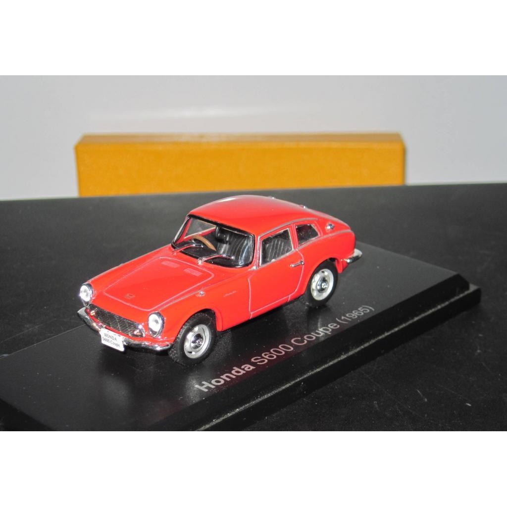 Mercedes-Benz AMG C63 Coupé Black Series fire opal red 1:43