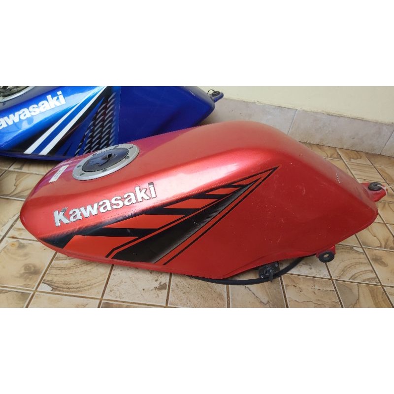 Jual tangki ninja r original cat original | Shopee Indonesia