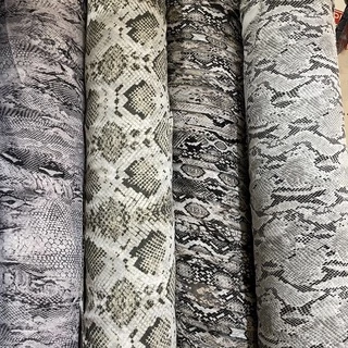 Ular sikishadi va kokrakdan sut oqadi