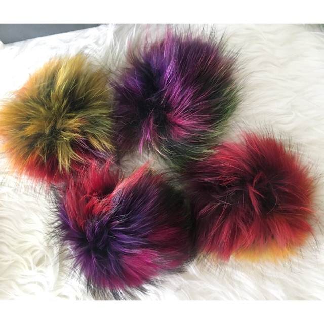 Jual Racoon Rainbow Furball Bagcharm | Shopee Indonesia