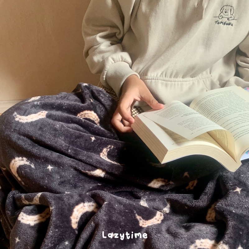 Jual Lazytime Selimut Bulu | Moon | Shopee Indonesia
