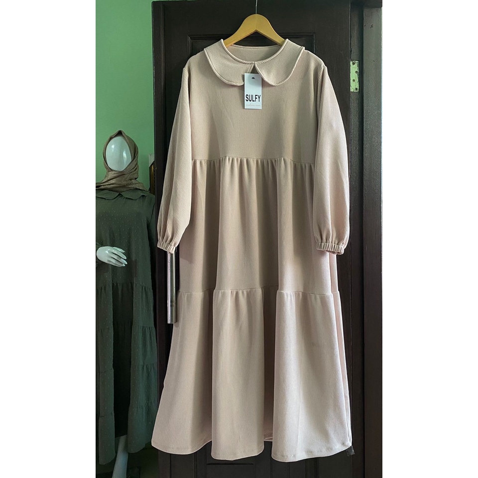 knee length dresses for ladies Isobel Knitted Midi Dress-Pomegranate