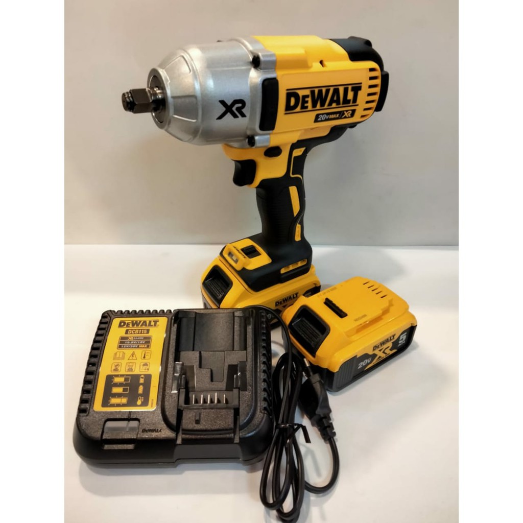 Dewalt impact best sale driver 899