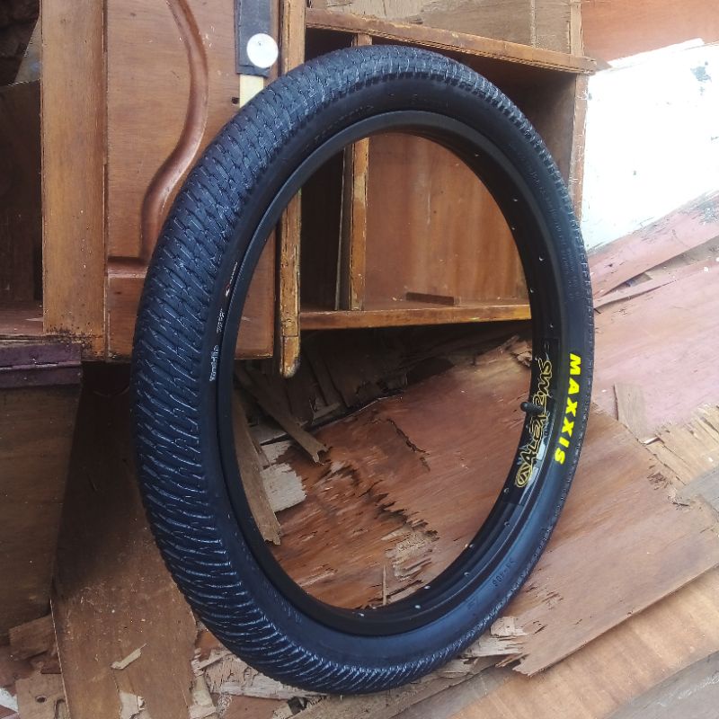 Maxxis dth shop 20 x 2.20