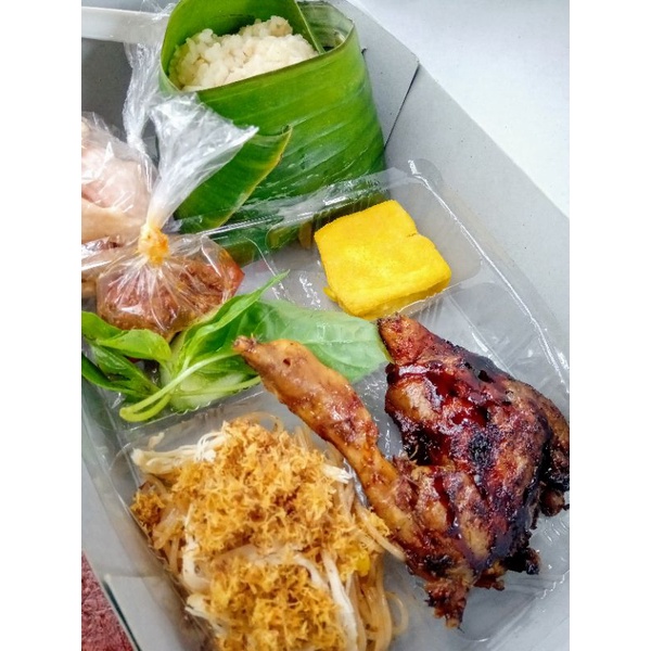 Nasi Liwet Bu Lita Saparua Khas Bandung