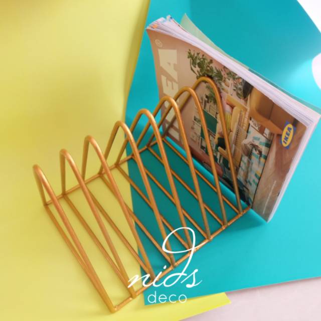 Jual Rak Majalah Bentuk Segitiga / Rose Gold Magazine Rack Shopee