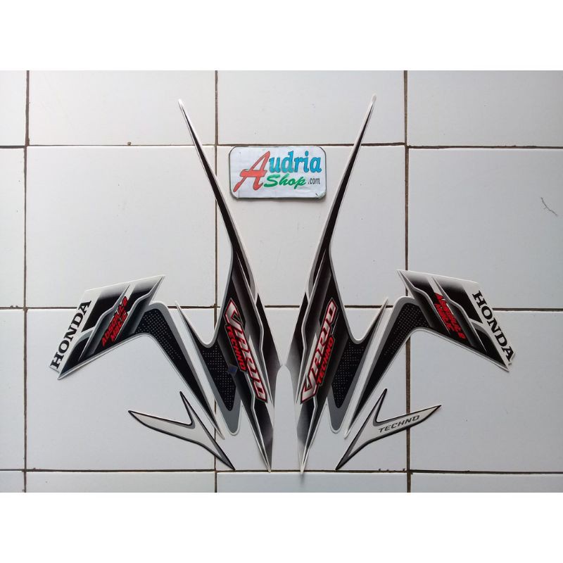 Jual Stiker motor Honda Vario techno 110 2010 warna putih | Shopee