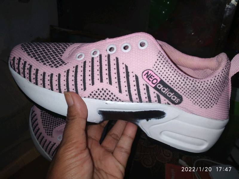 Jual DISKON SEPATU KETS CEWEK NEO ADS DDL 01 [CJK]