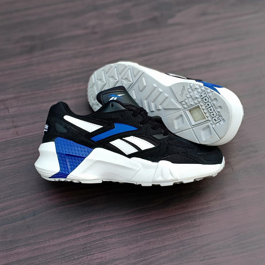 Reebok store aztrek indonesia