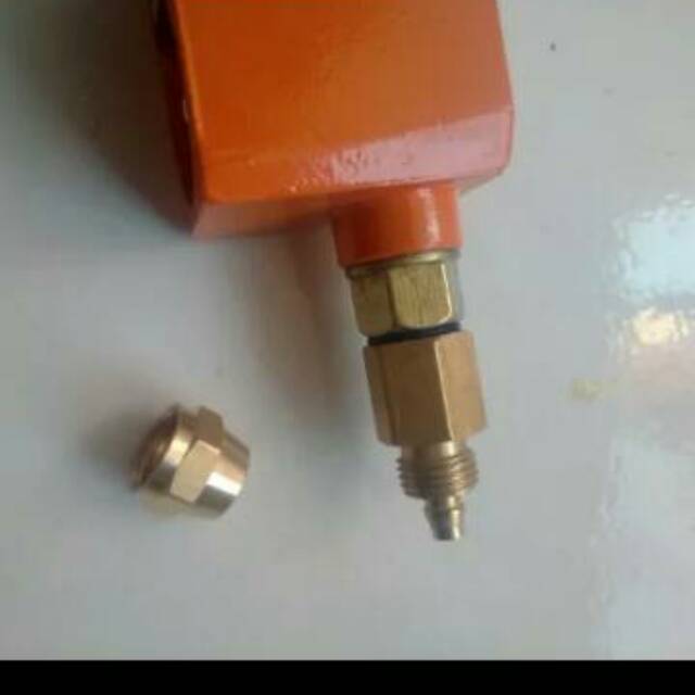 Jual Regulator untuk alat refill gas kaleng dari tabung gas lpg 3kg 5