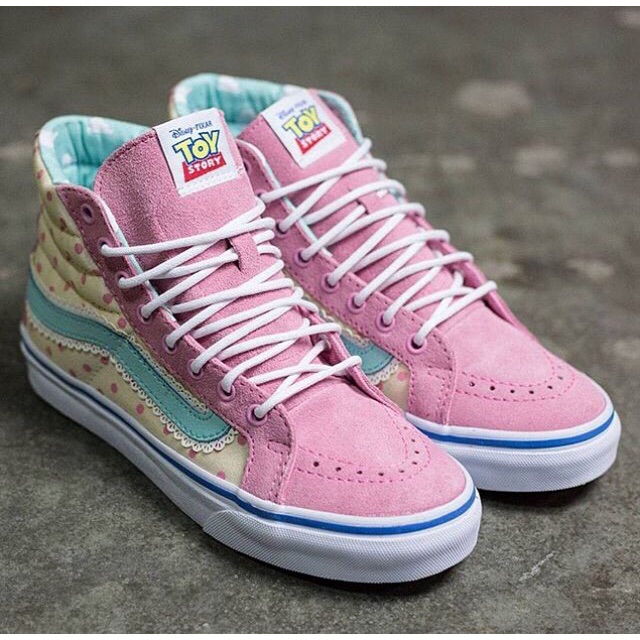 Harga vans toy outlet story