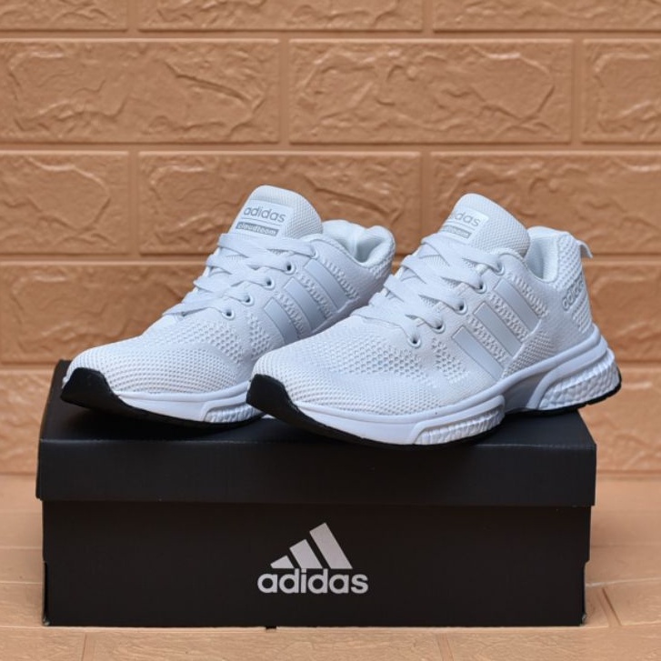 Jual Sepatu Olahraga Pria Adidas Glade Boost Men 100% Premium BNIB ...
