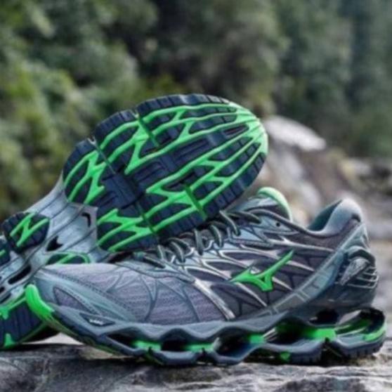 Sepatu volly on sale mizuno wave prophecy