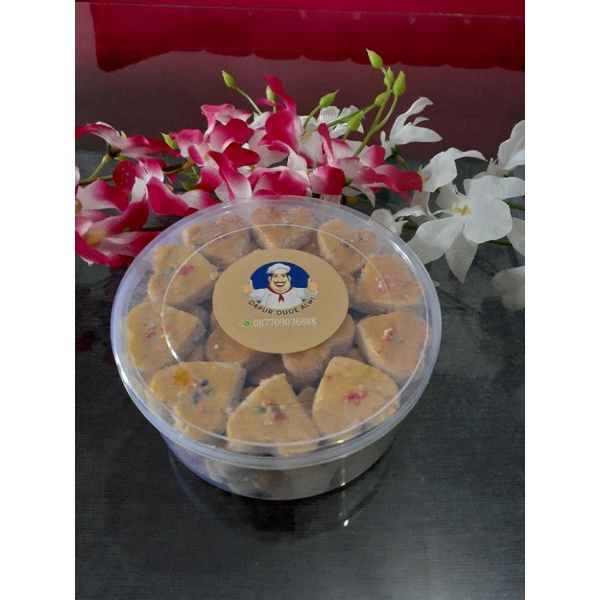 Jual Kue Kacang Kue Kering Cinta Enak Kue Lebaran 500gr Shopee Indonesia