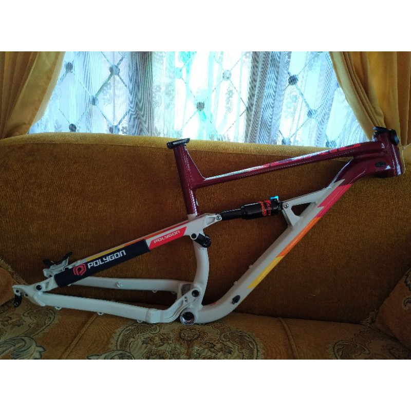 Frame polygon 2025 siskiu d5