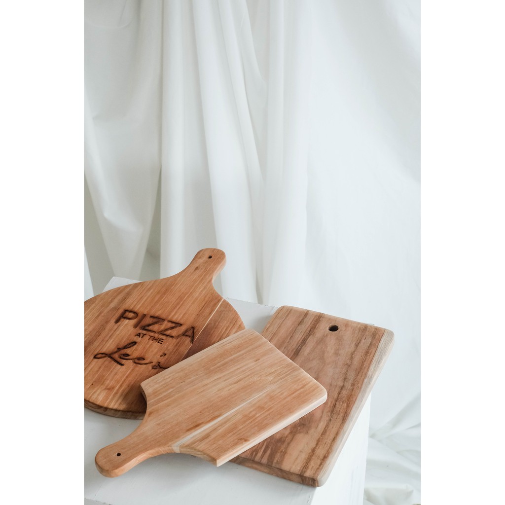 Jual Wooden Cutting Board / Talenan Grafir Custom Cetak Nama / Logo ...