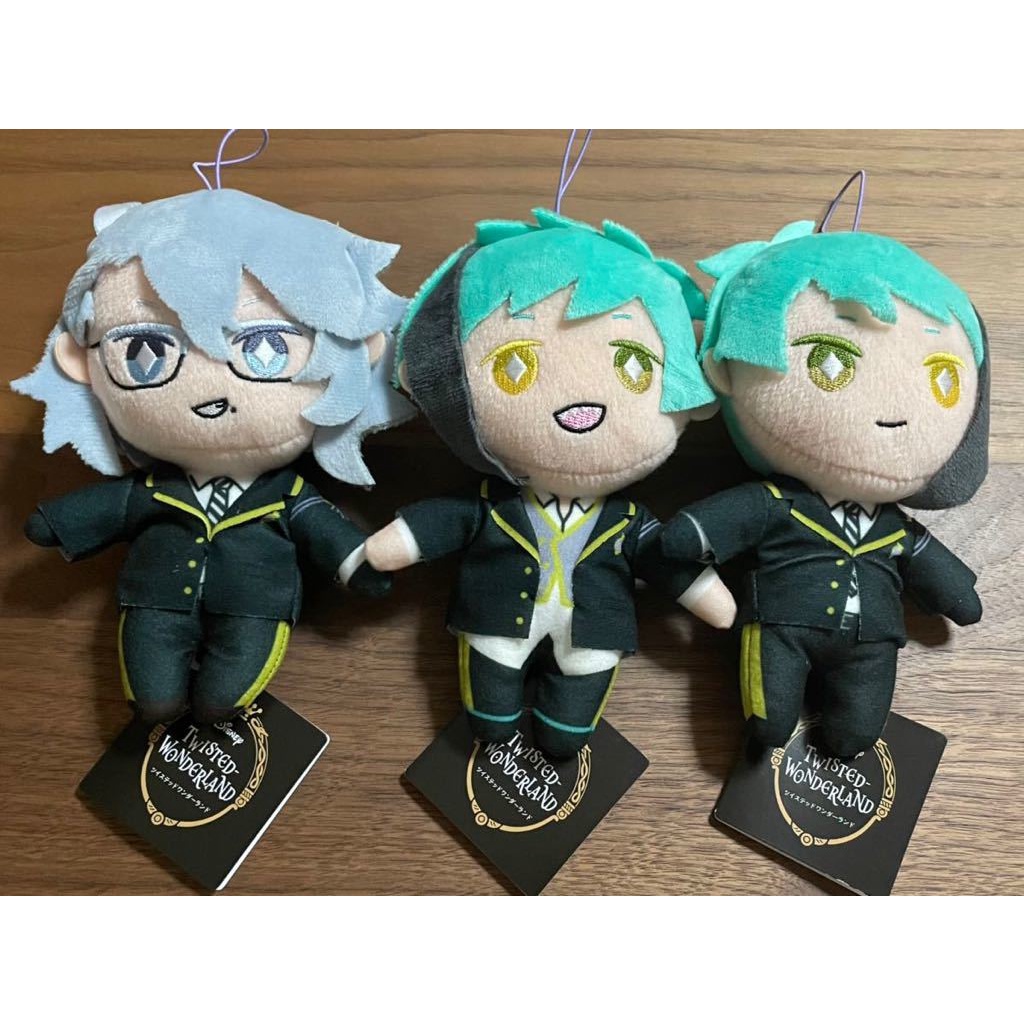 ツイステ フロイド ジェイド ぬいぐるみ アニプレ ナムコ 缶バッジ カード 等 ツイステ フロイド ジェイド ぬいぐるみ アニプレ ナムコ 缶