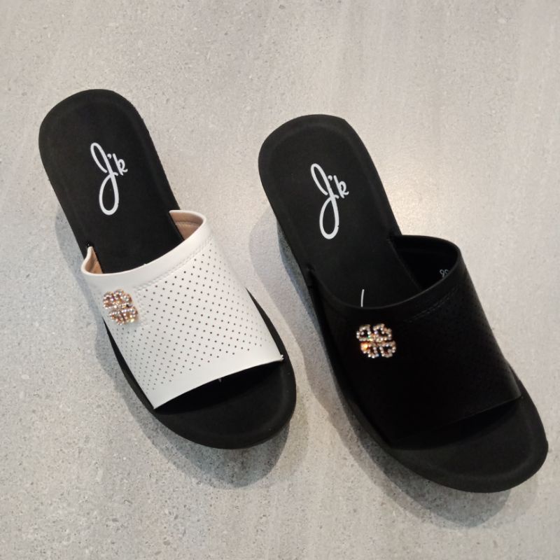 Xiuxian sandals hot sale