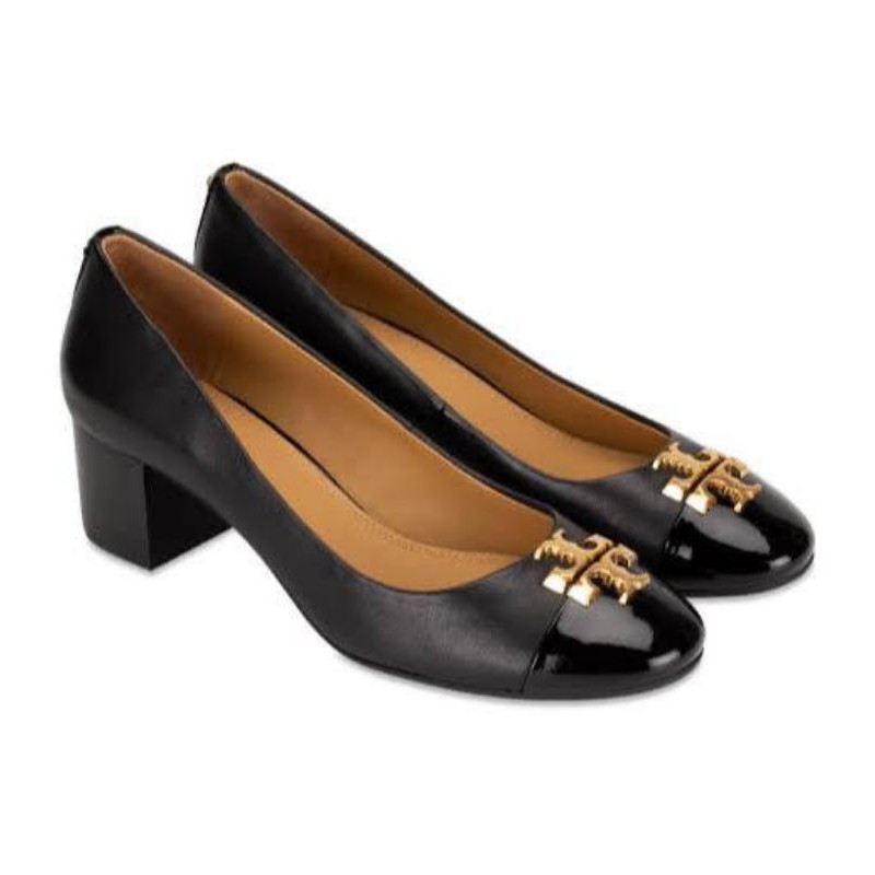 Everly cap clearance toe pump