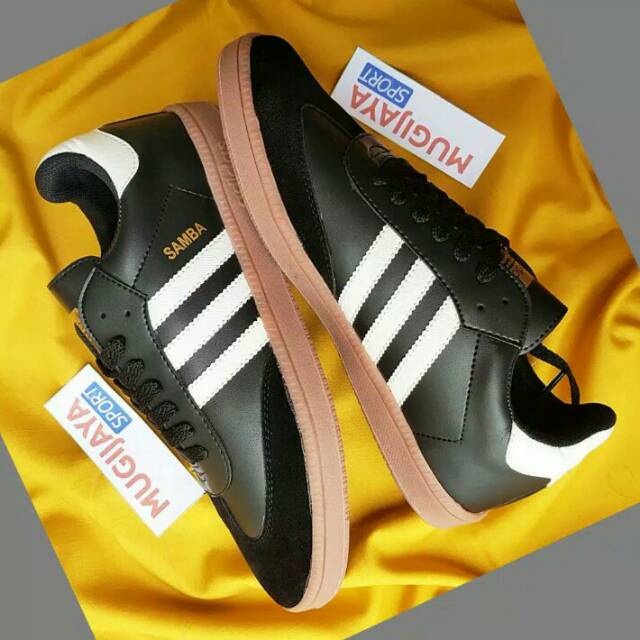 Adidas best sale samba hooligan