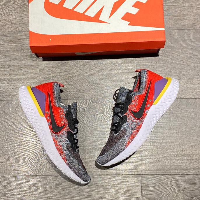 nike epic react 2 oreo