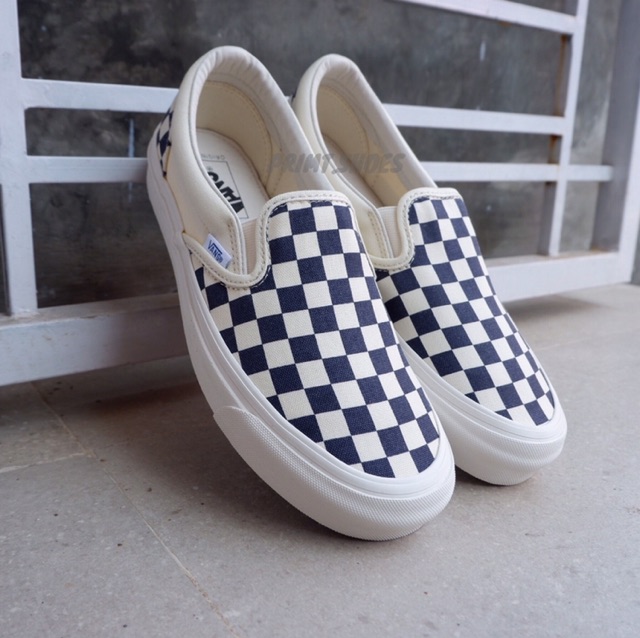 Jual Vans Vault OG Classic Slip On Checkerboard Navy Shopee Indonesia