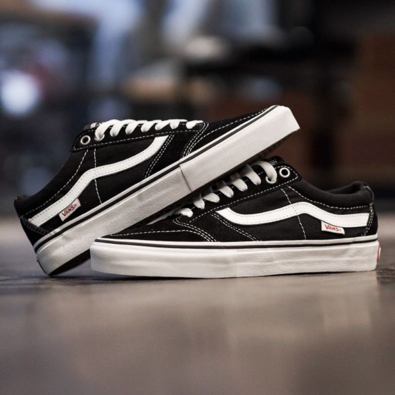 Jual Vans TNT SG Pro Trujillo Black/White Original 100 Guarantee BNIB