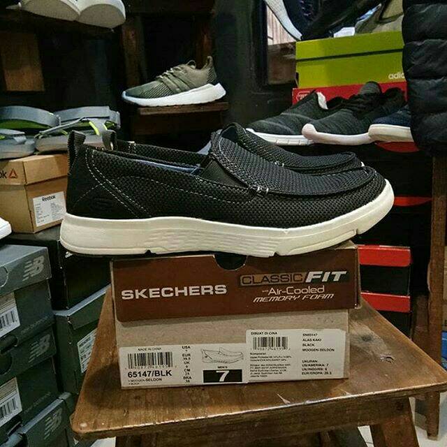 Jual SKECHERS CLASSIC FIT AIR COOLED MEMORY FOAM ORIGINAL Shopee