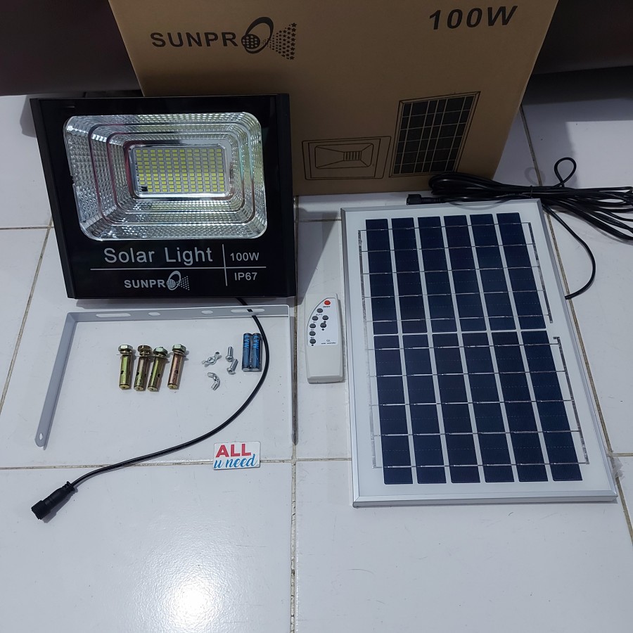 Jual Lampu Led Sorot Tenaga Surya 100 Watt Solar Panel Sunpro 100w ...